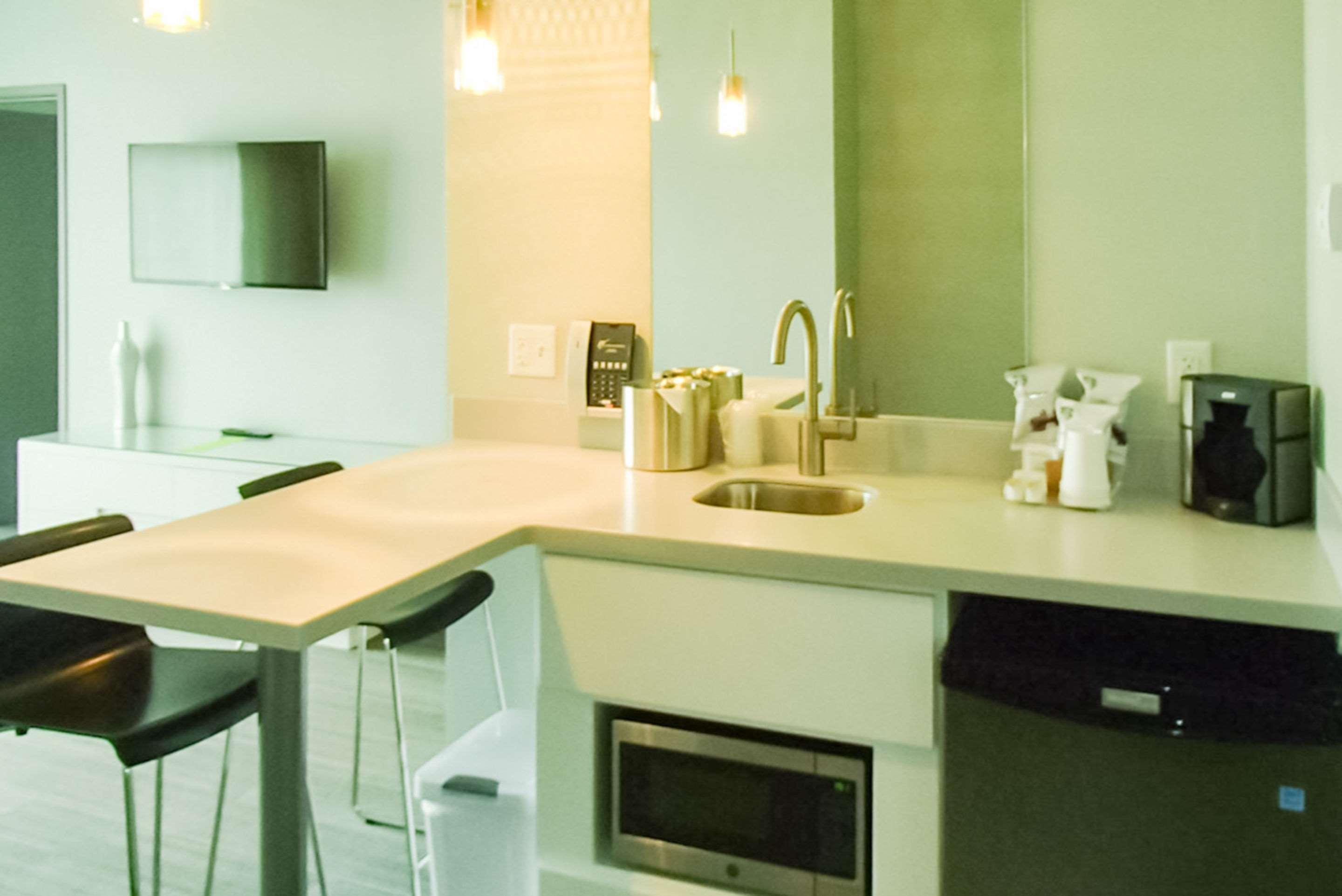 Garland Hotel, Ascend Hotel Collection New Concord エクステリア 写真